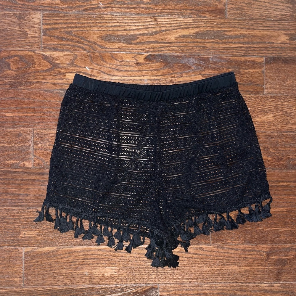Swimsuit cover up shorts mesh fringe black size medium